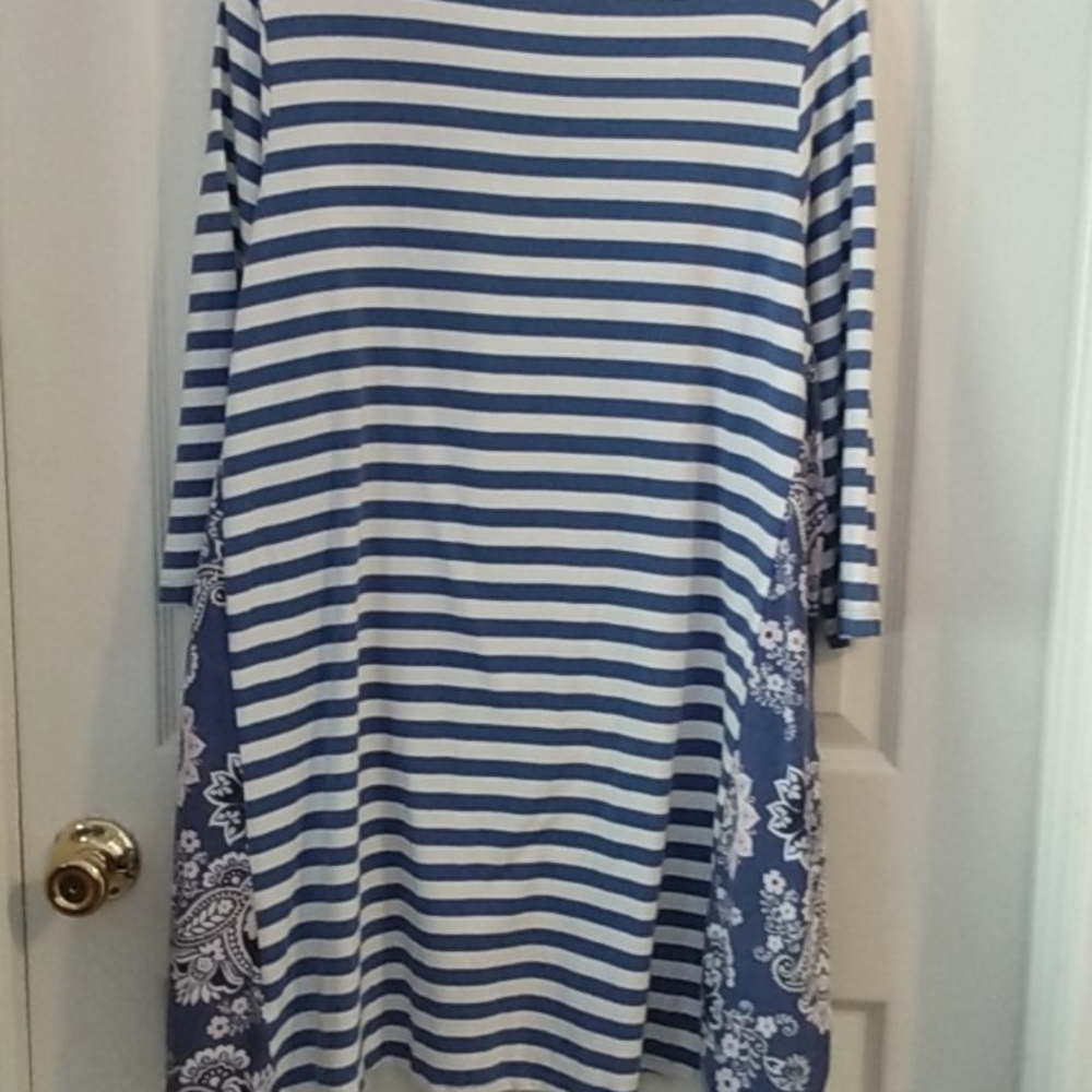 B/W tunic - Picture 4 of 6